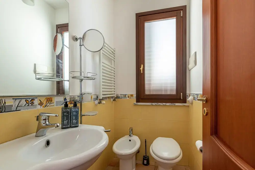 Photo - Mondello House
