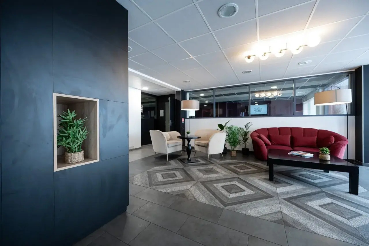 Photo - Nemea Appart Hotel Quai Victor Tours Centre