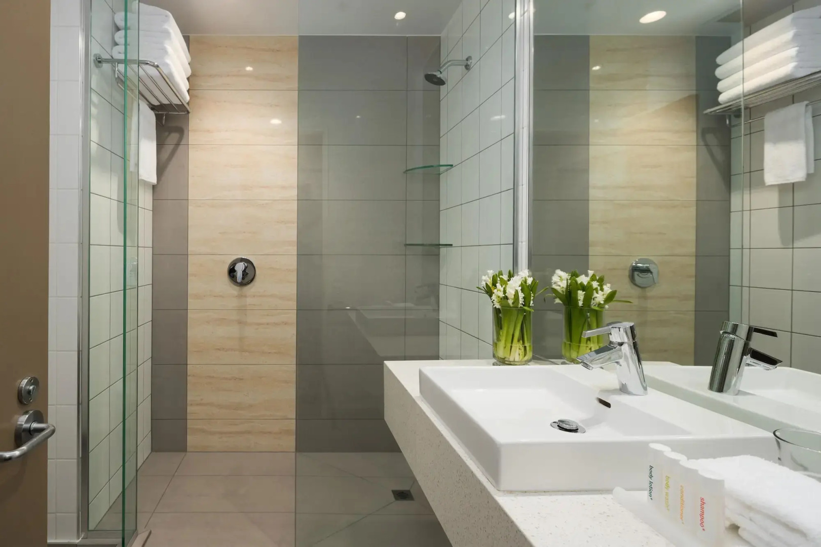 Photo - Rydges Auckland