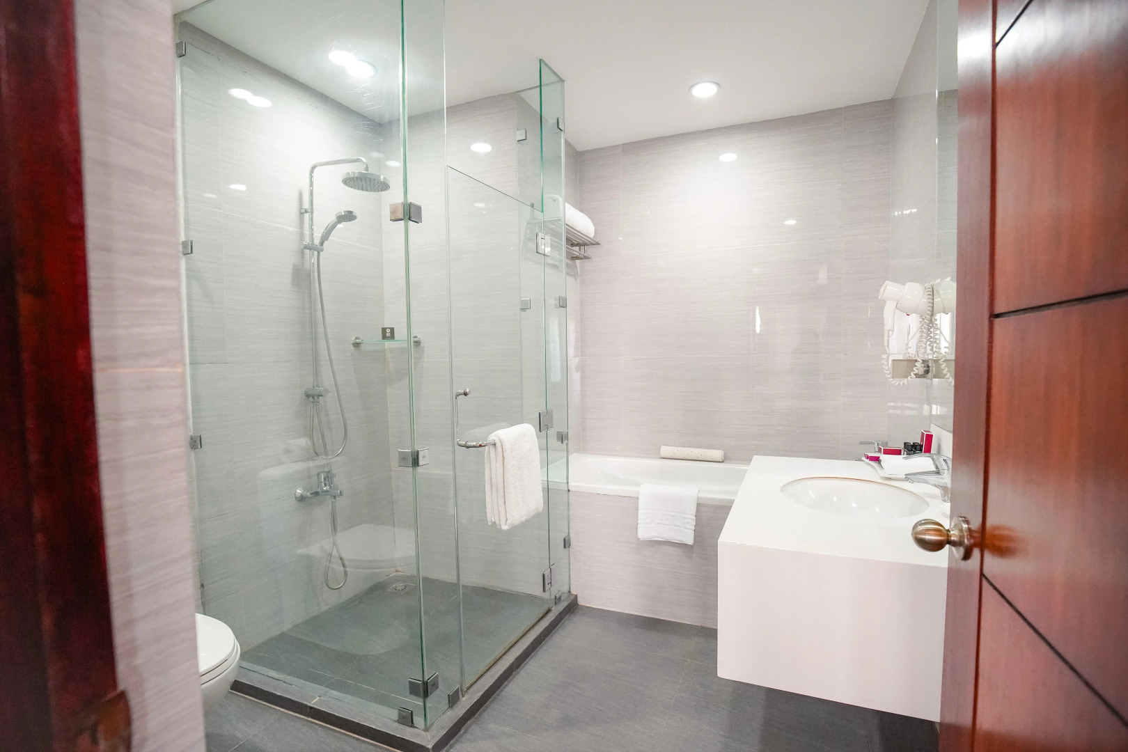 Photo - Cebu White Sands Resort and Spa