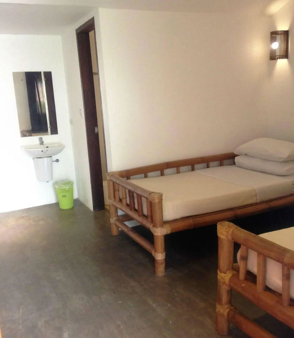 Photo - Lazy Dog Bed & Breakfast