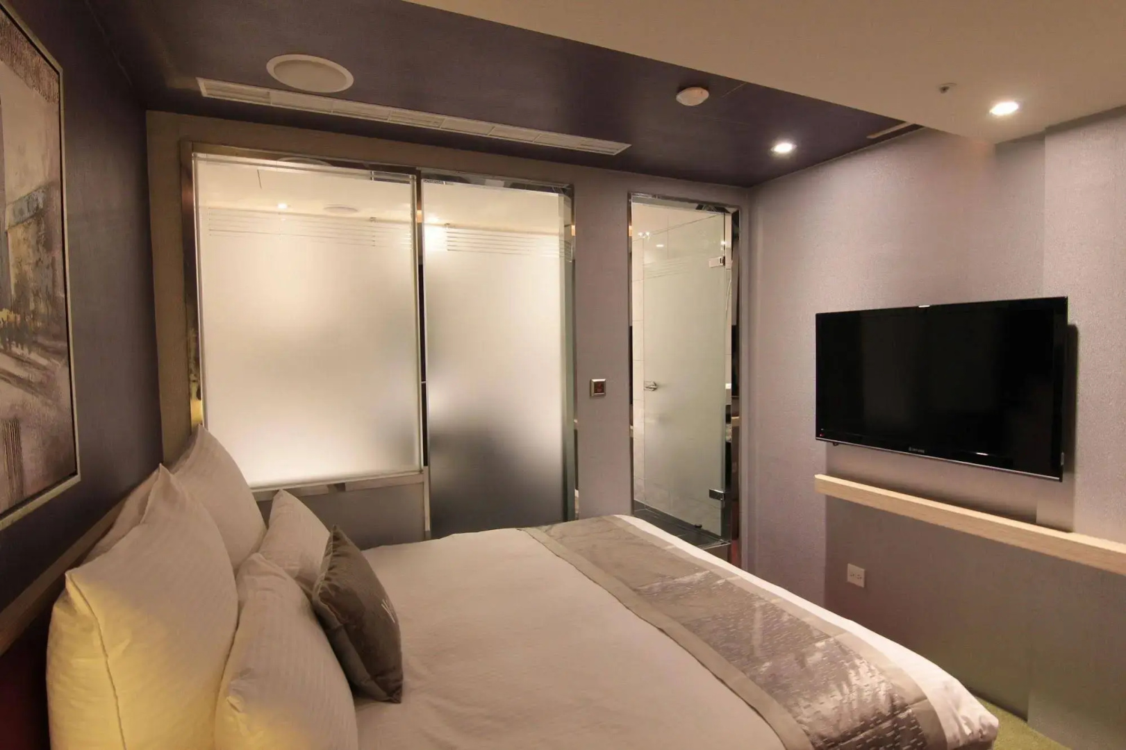 Photo - V-one Vogue Hotel