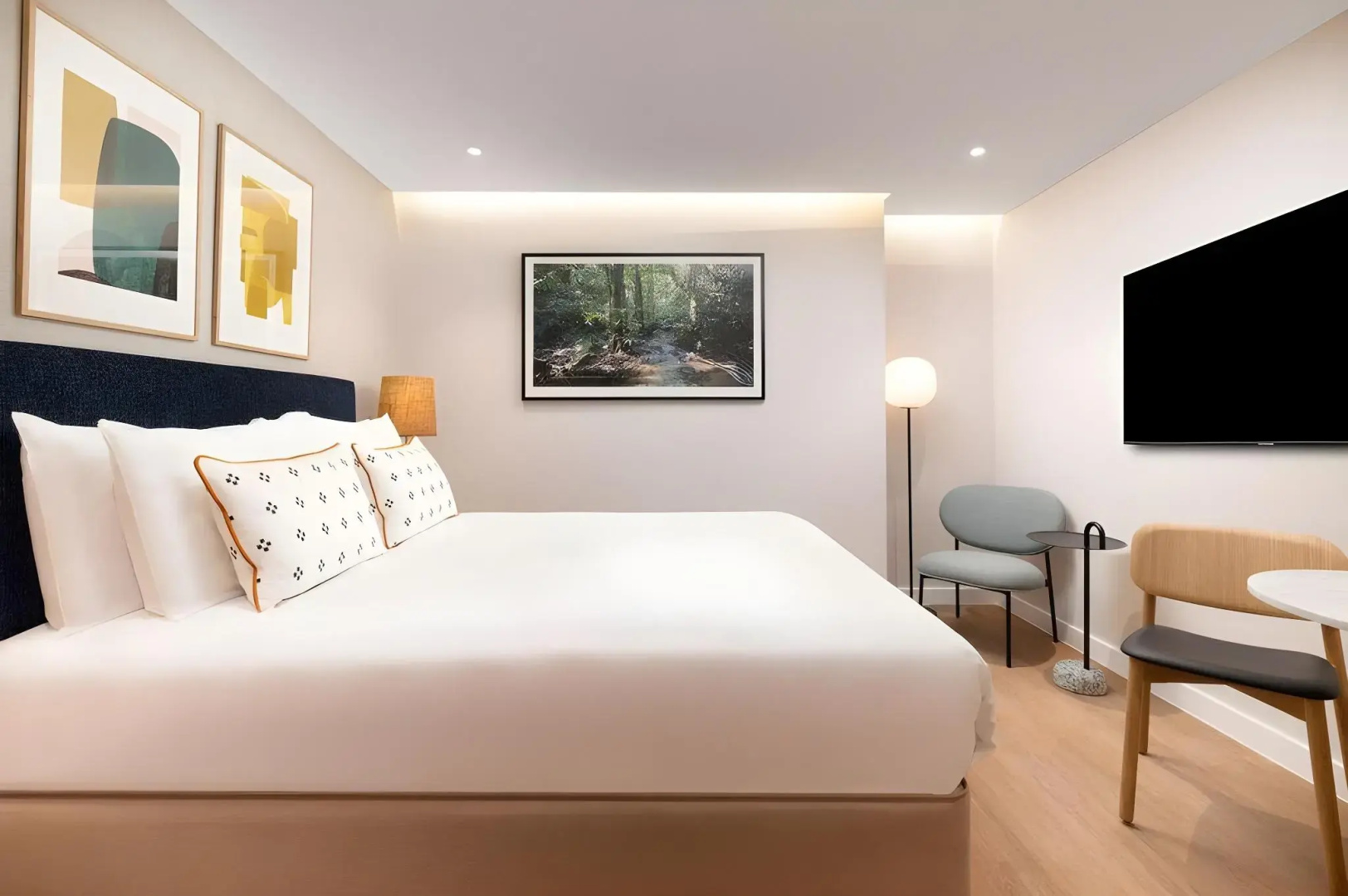 Photo - The Lincoln Suites
