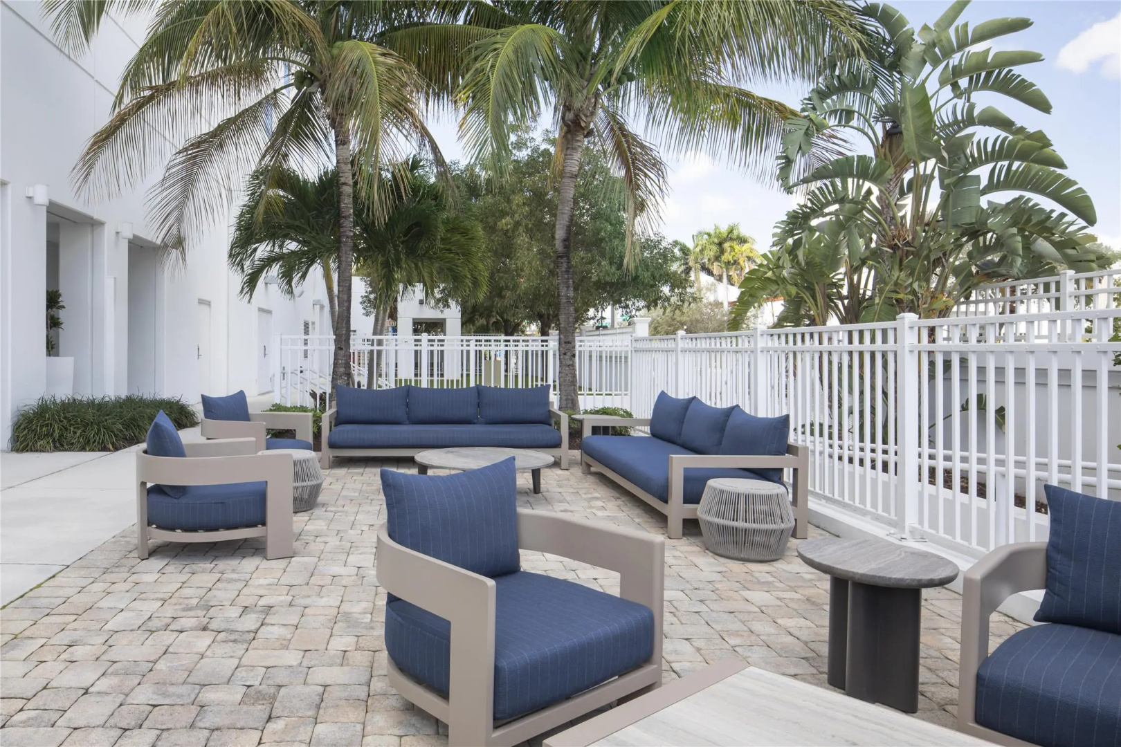 Photo - Hilton Garden Inn Miami Dolphin Mall