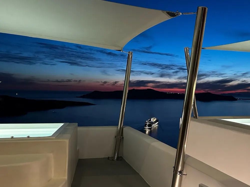 Photo - Dagaz Suites