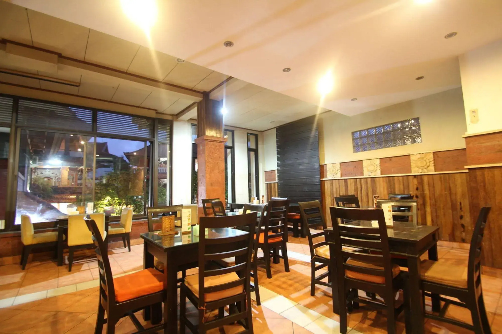 Photo - Simpang Inn Hotel