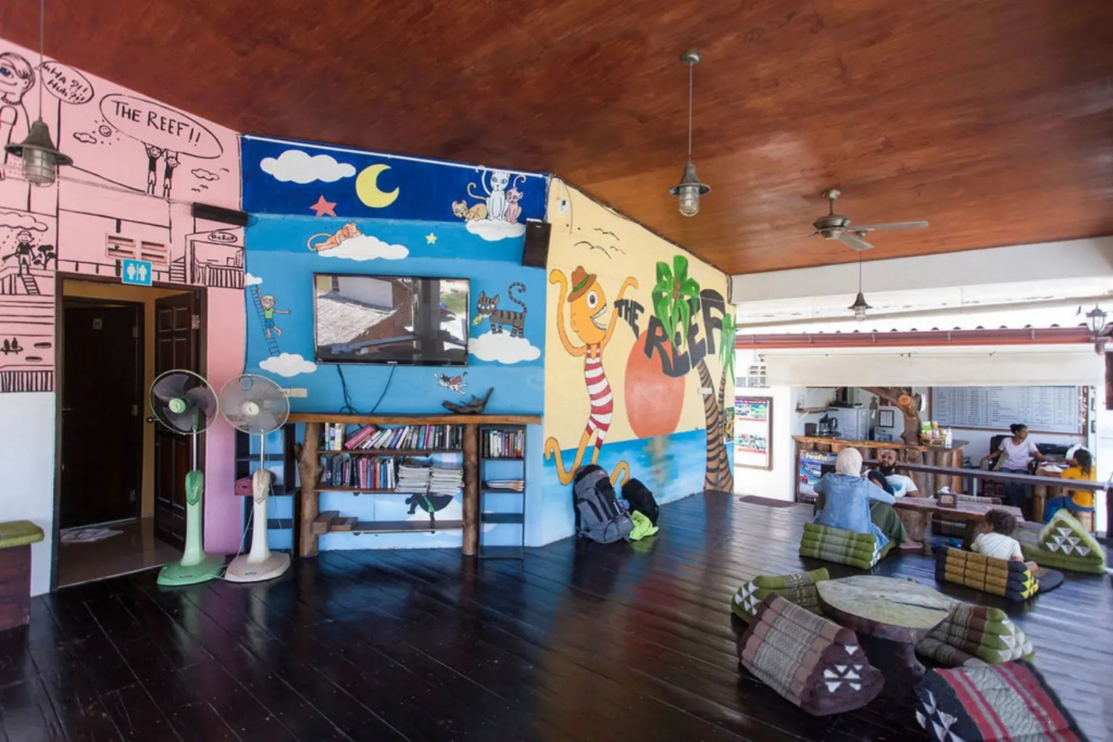 Photo - The Reef Hotel & Studios