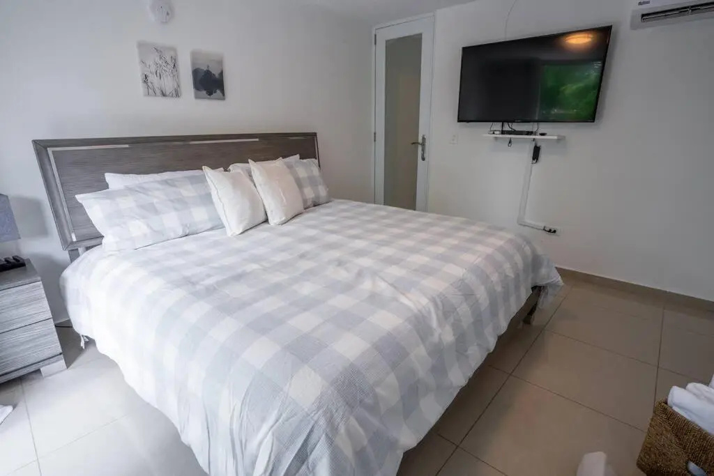 Aquaville Rentals Villa 5