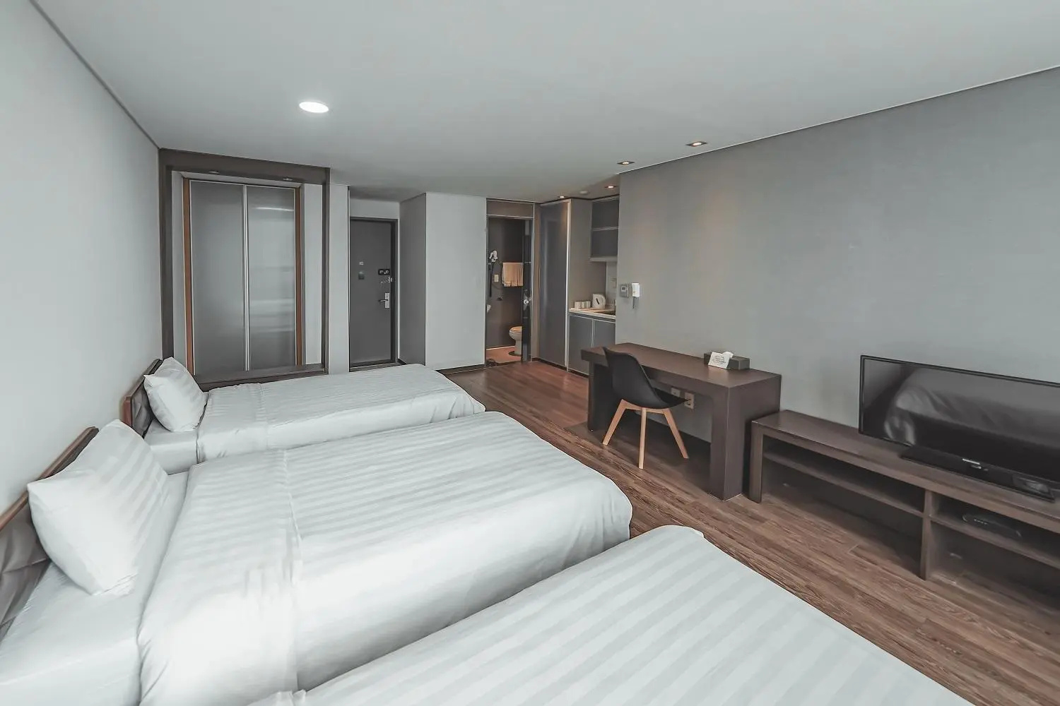 Photo - Brown Suites Hotel Sinchon Central