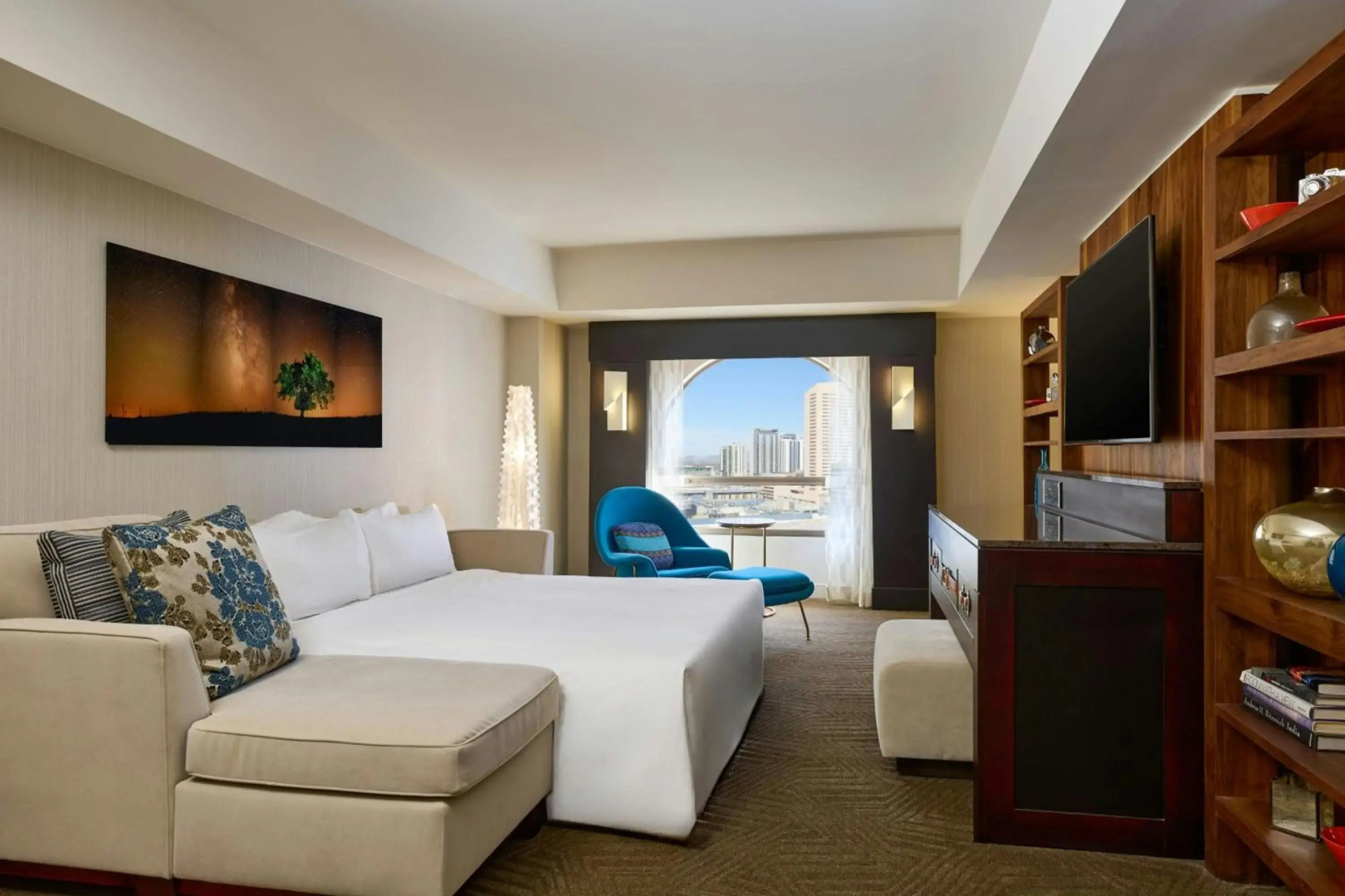 Photo - Renaissance Phoenix Downtown Hotel