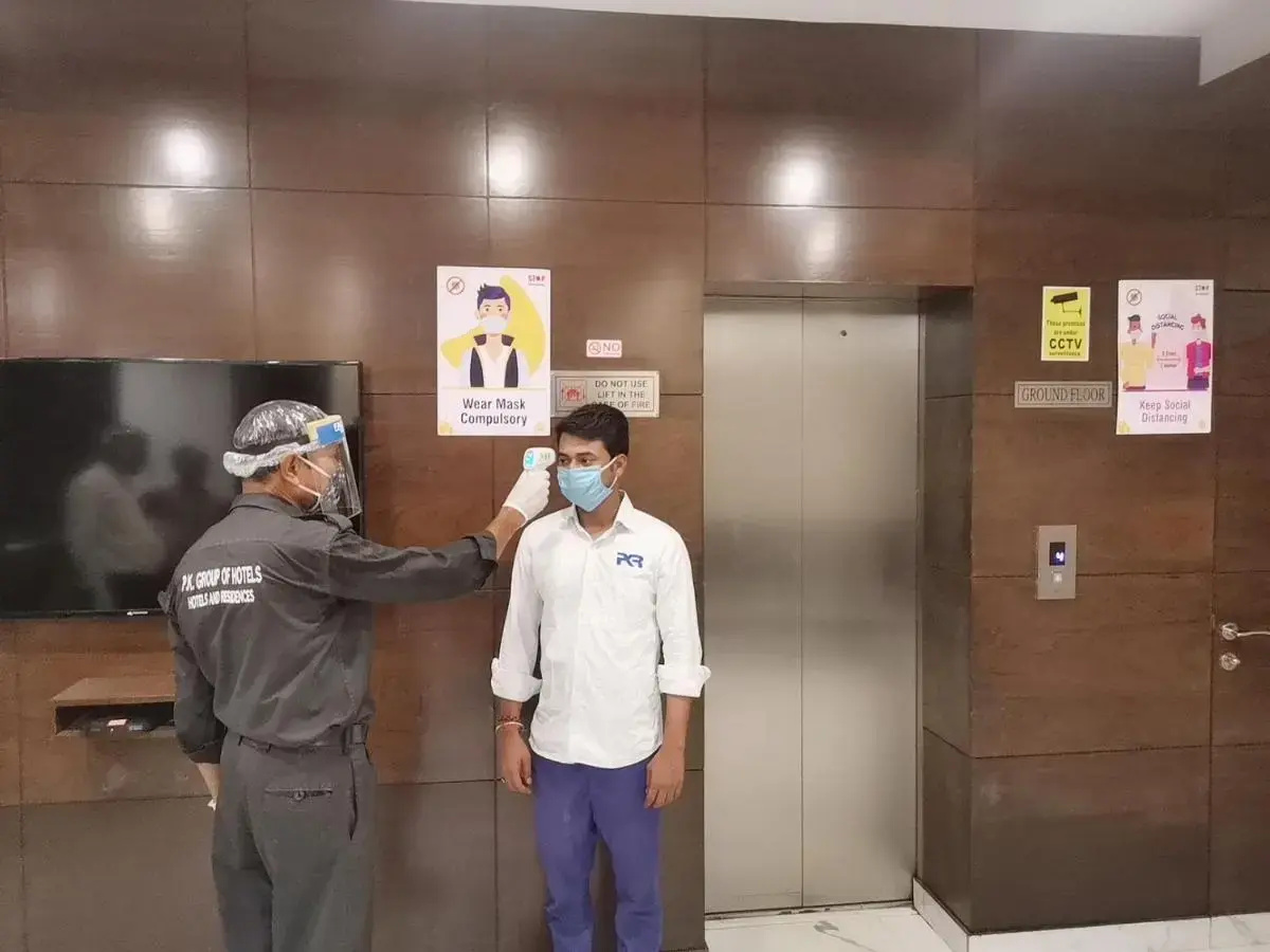 Foto - Hotel PK Residency Sector 18 Noida