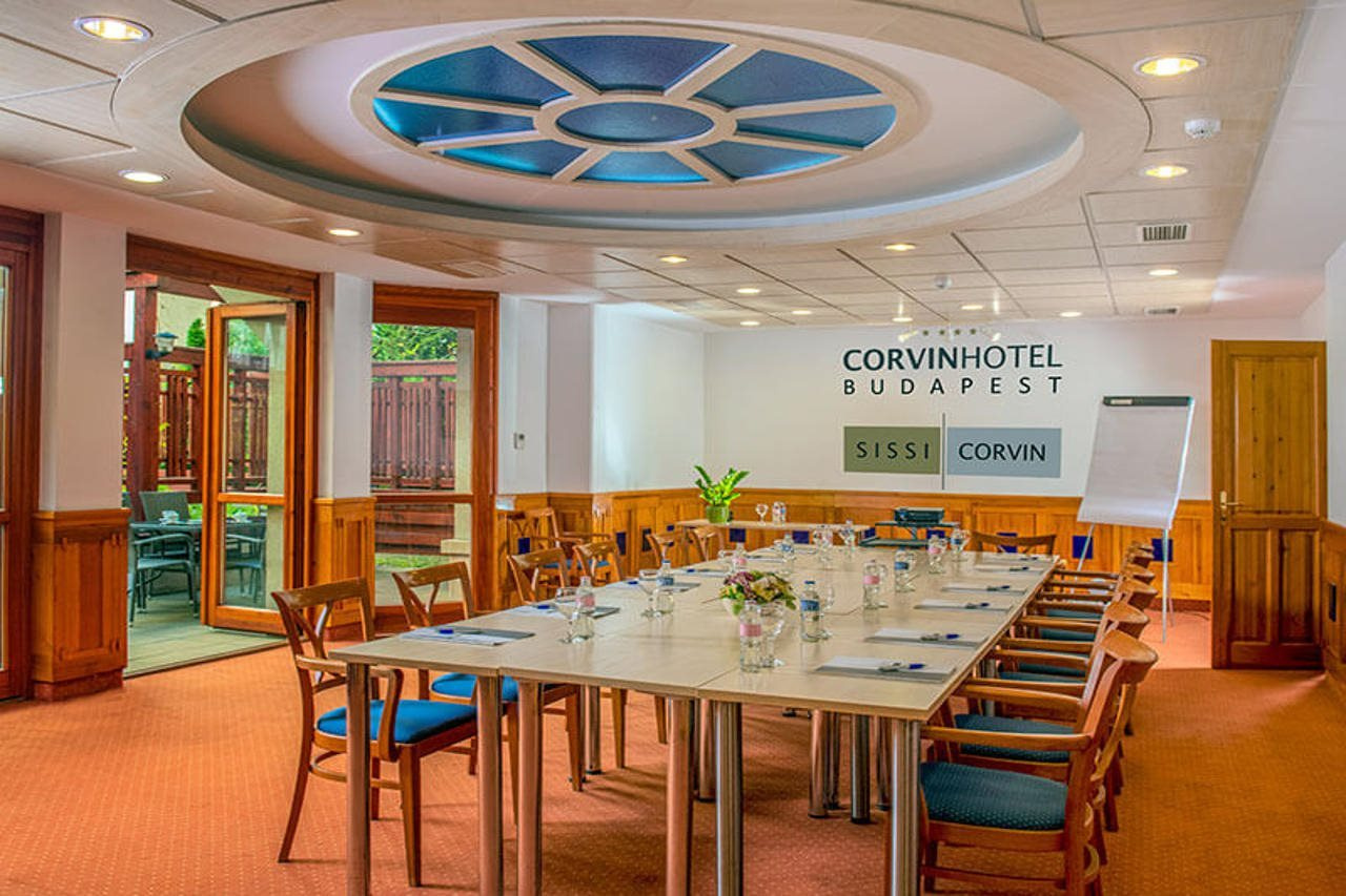 Photo - Corvin Hotel