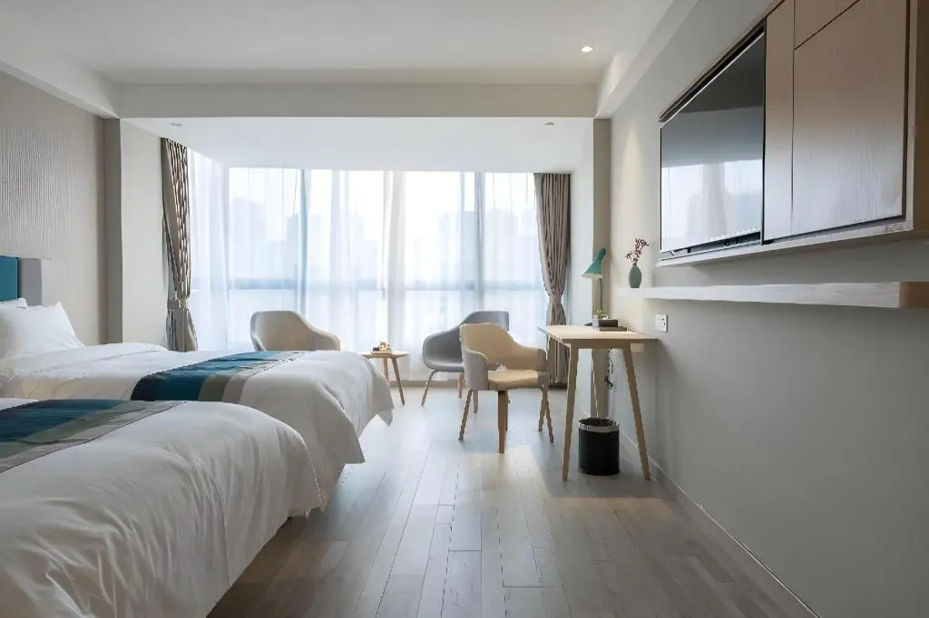 Homeinn Selected Hotel (Wuxi Anzhen East Railway Station RT-Mart)