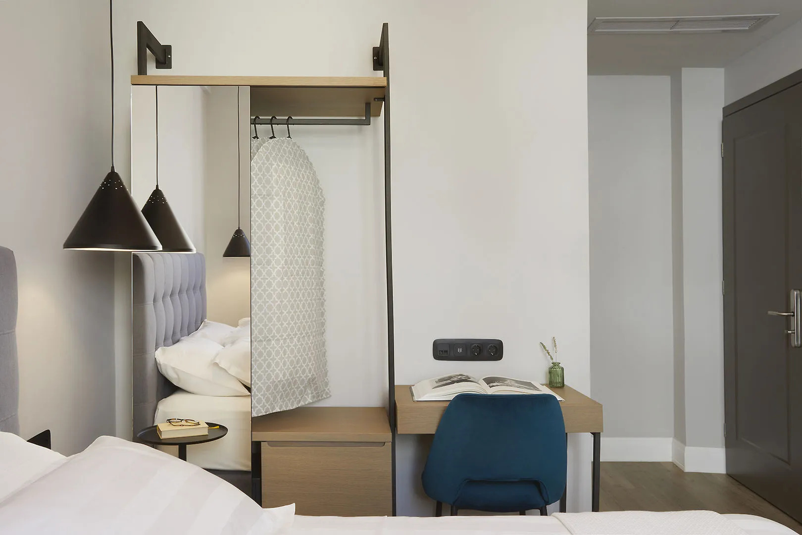 Photo - The Artist Athens