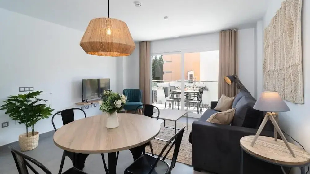 Photo - Sur Suites La Dorada, centricos soleados a pocos metros de la Playa y con Parking Opcional