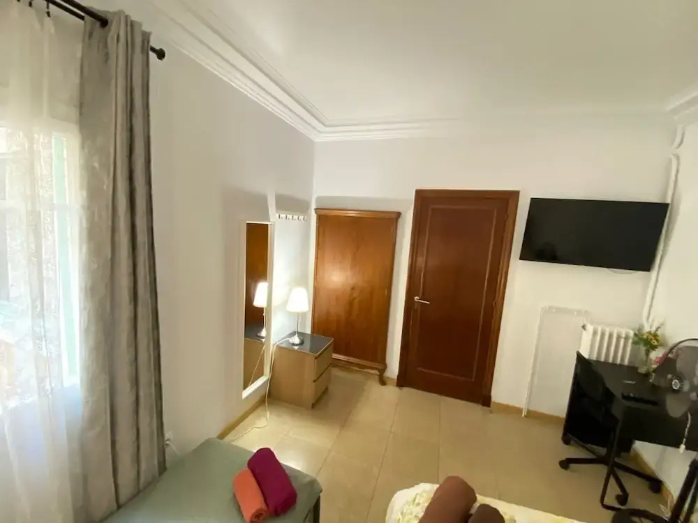 Photo - Balmes rooms