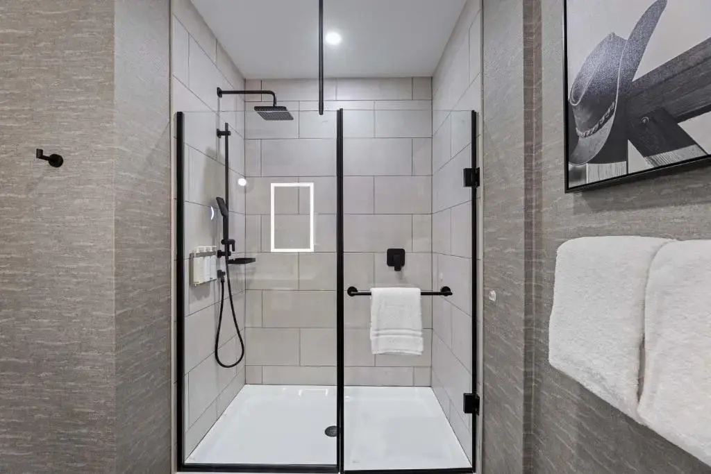 Photo - Sandman Signature Dallas Las Colinas Hotel & Suites