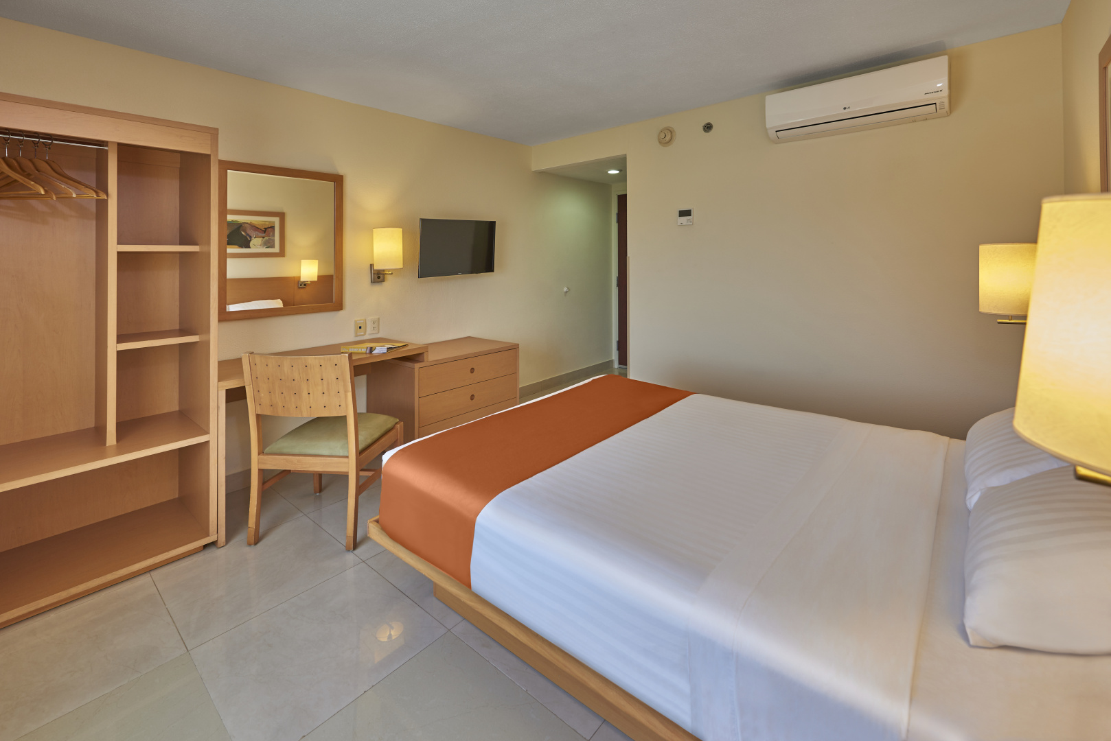 Photo - City Express by Marriott Mazatlán