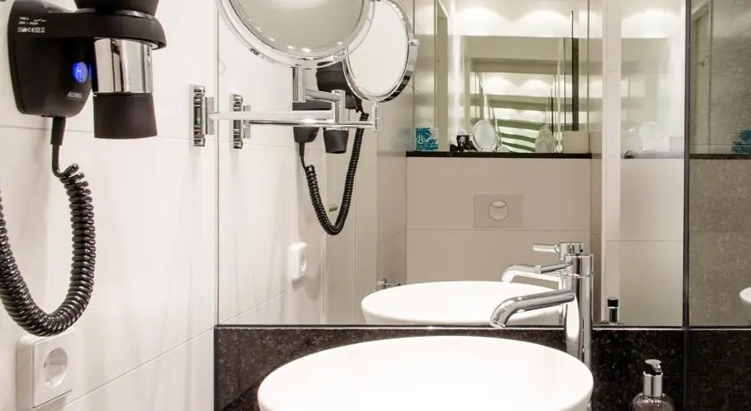 Photo - Motel One Stuttgart-Bad Cannstatt