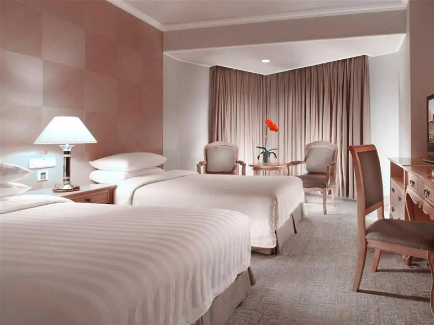 Photo - Beijing New Century Hotel