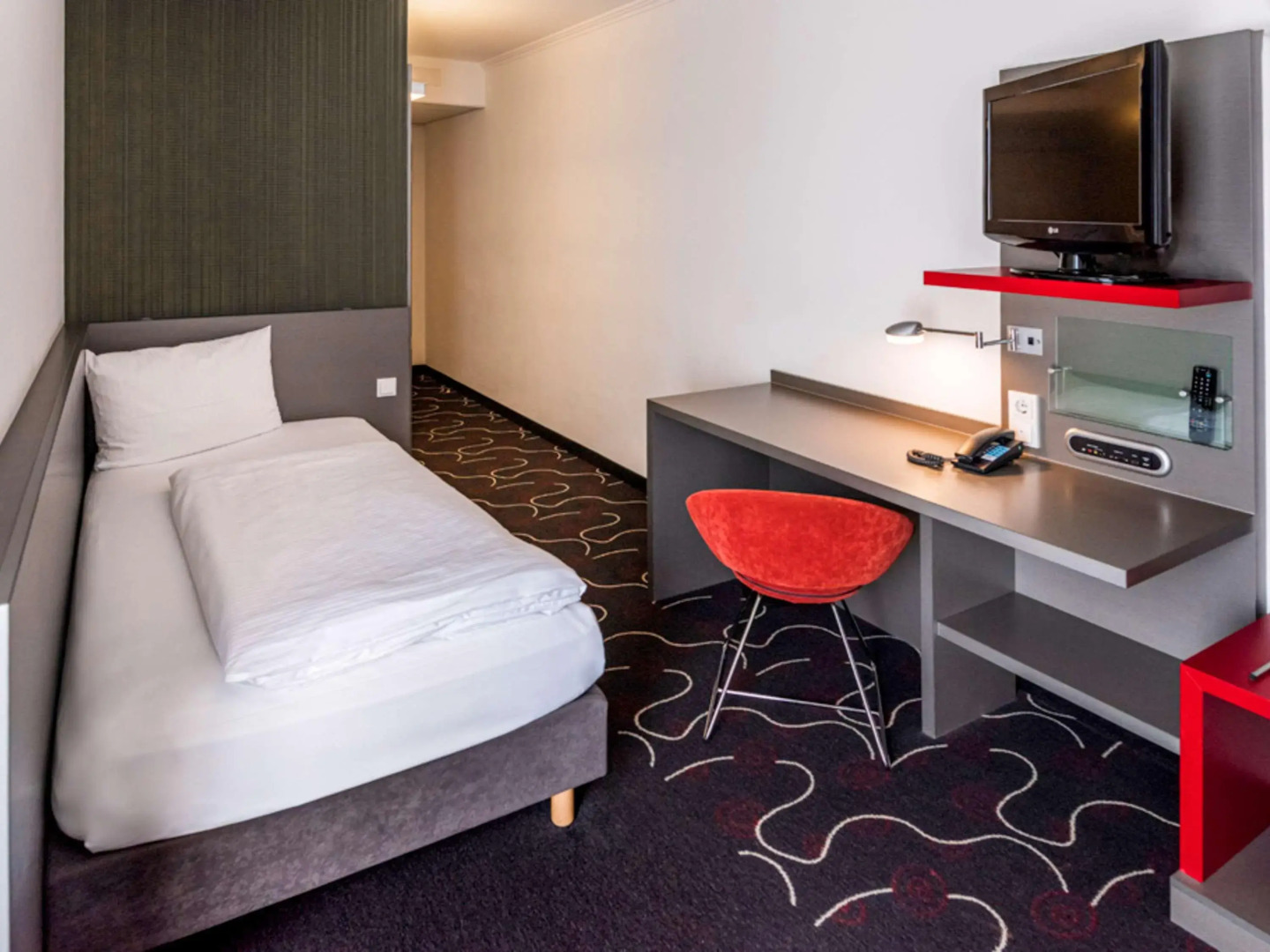 Photo - Premier Inn Stuttgart Bad Cannstatt