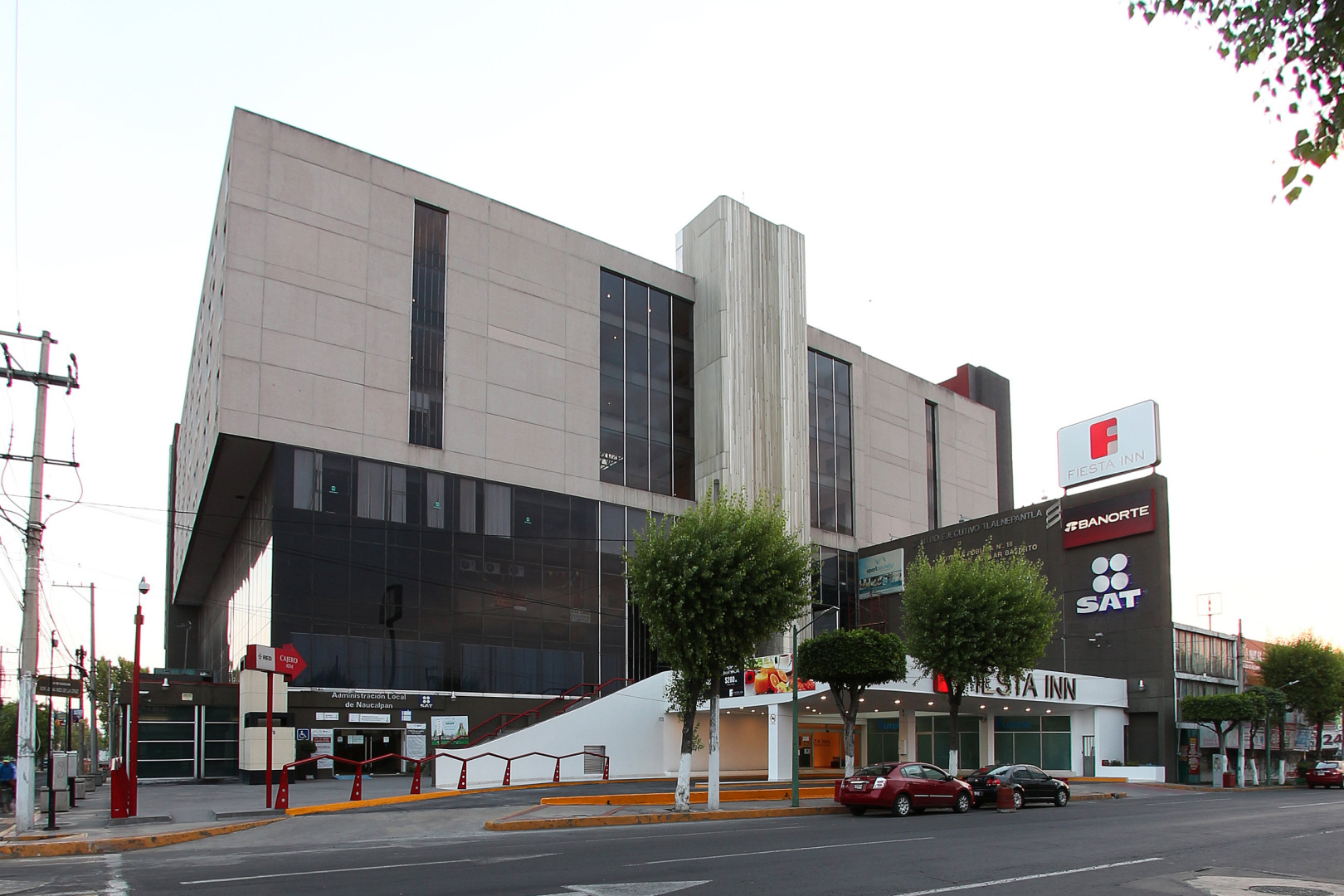 Photo - Fiesta Inn Tlalnepantla