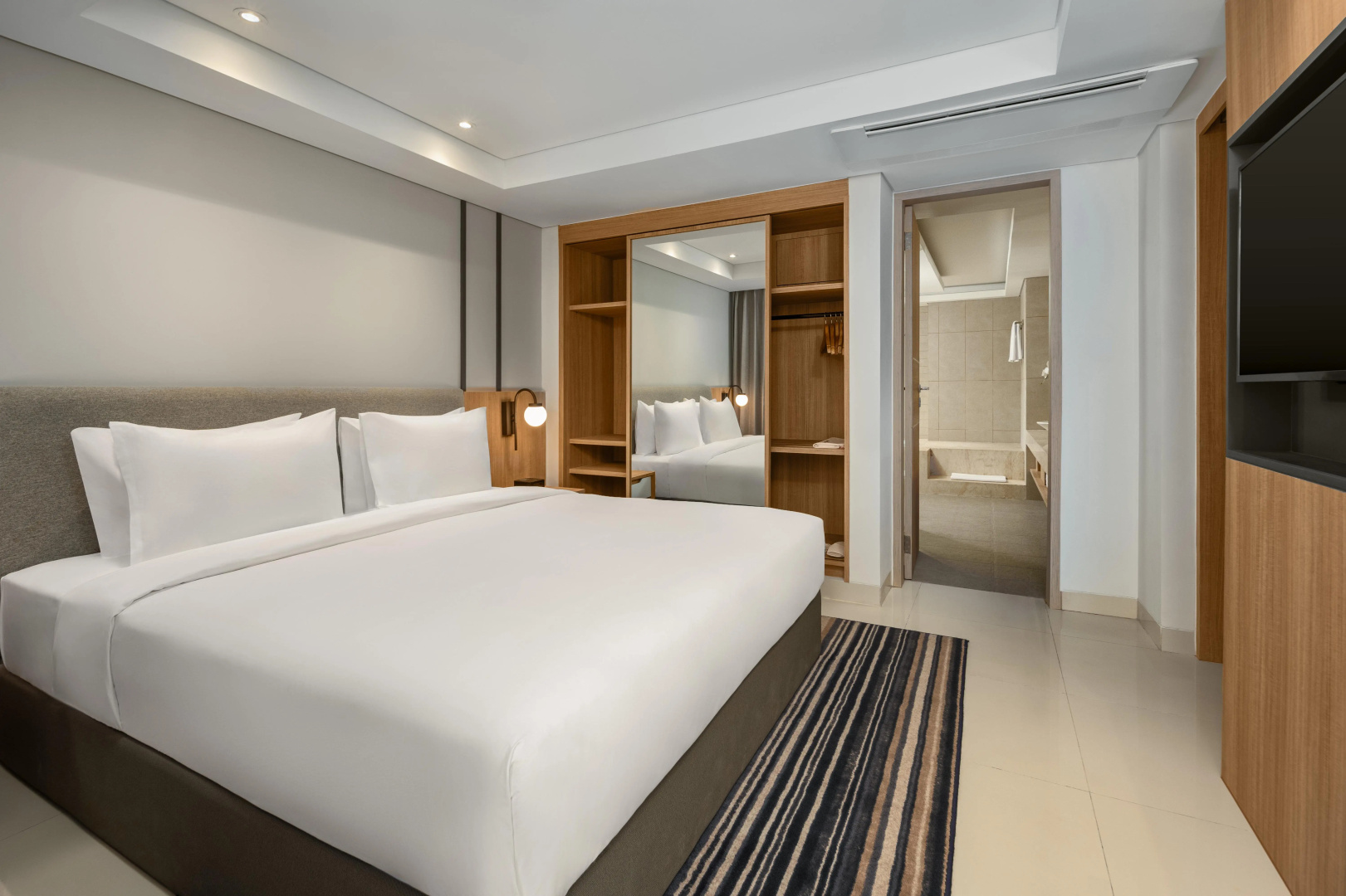 Photo - Holiday Inn Express Bali Sunset Road by IHG