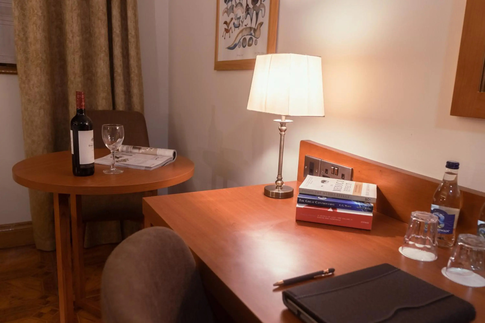 Photo - Uppercross House Hotel