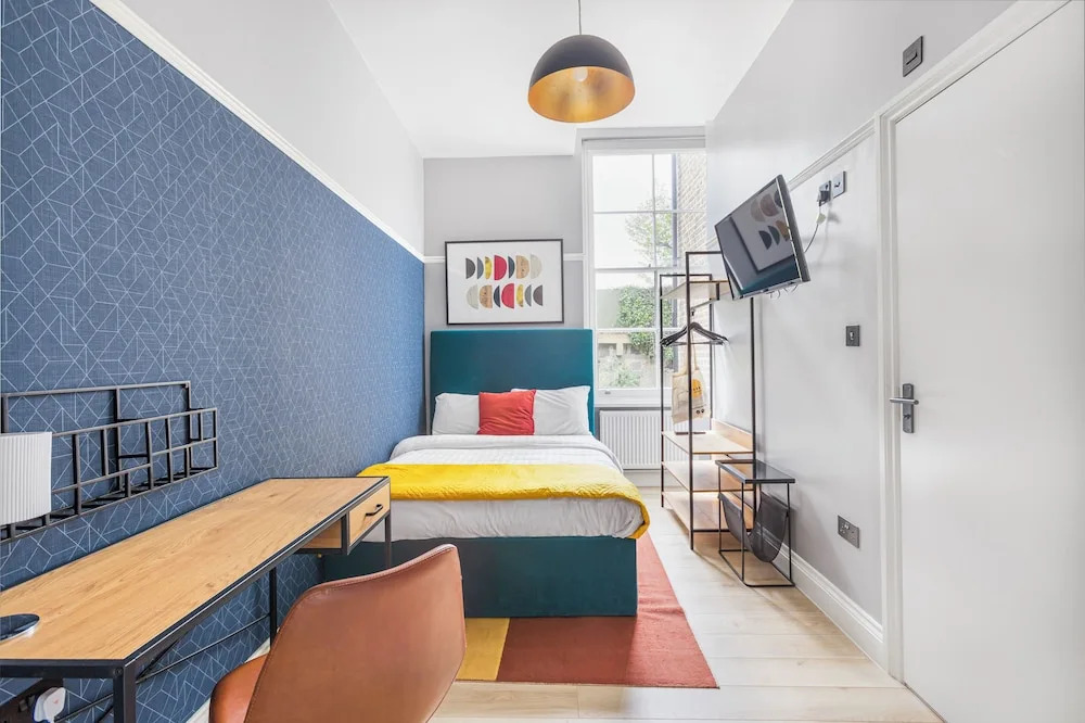 Photo - Bob W London Earl's Court - Philbeach Gardens