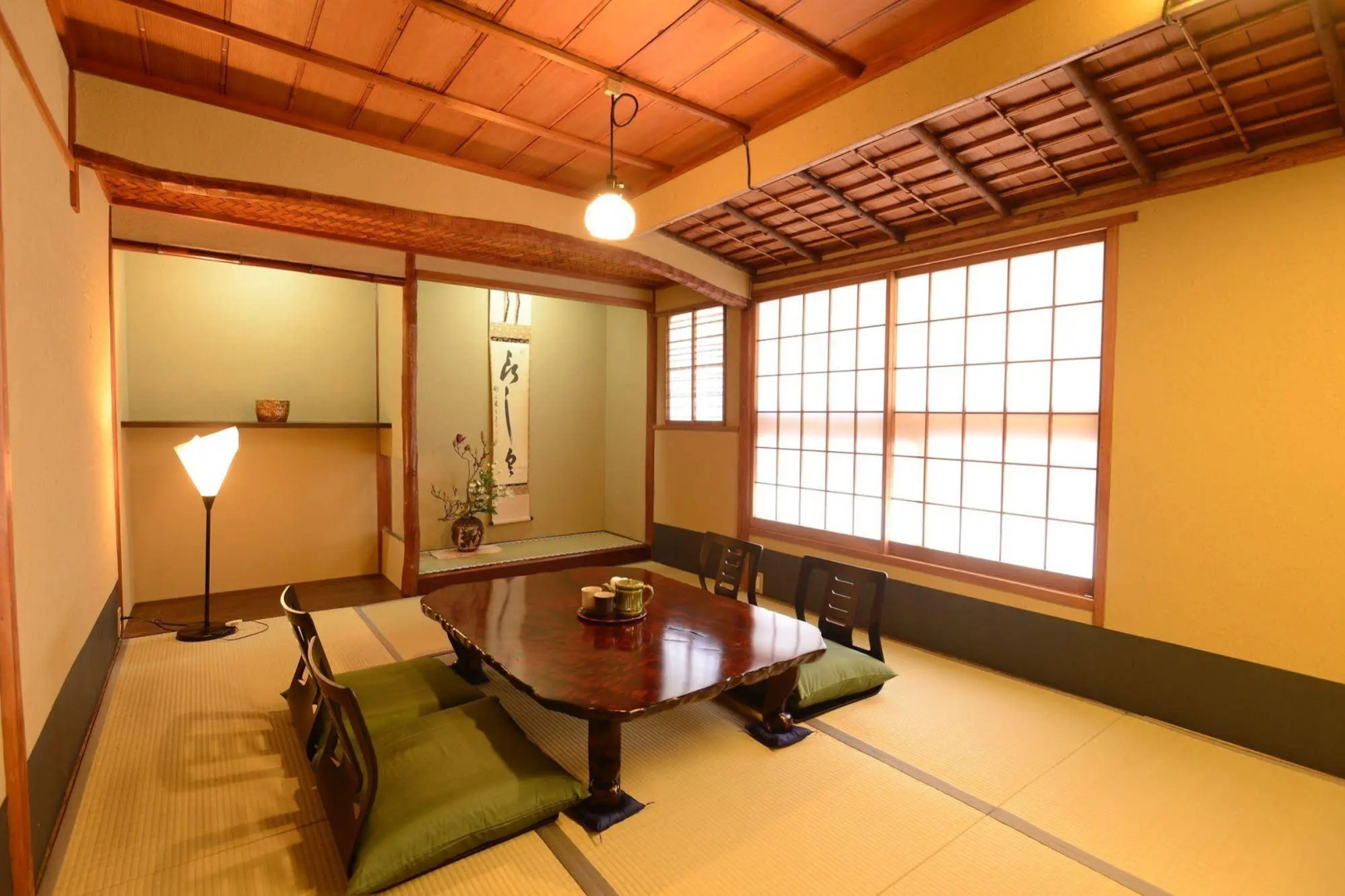 Foto - Mitsuki Kyoto