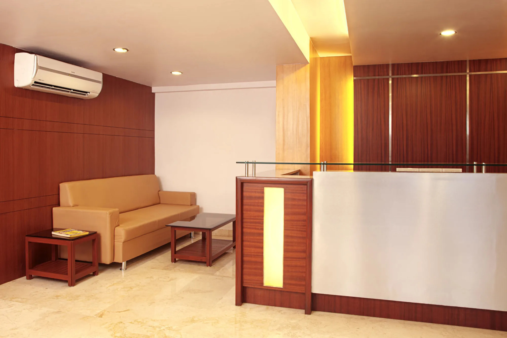 Photo - Hotel Lucky Goregaon