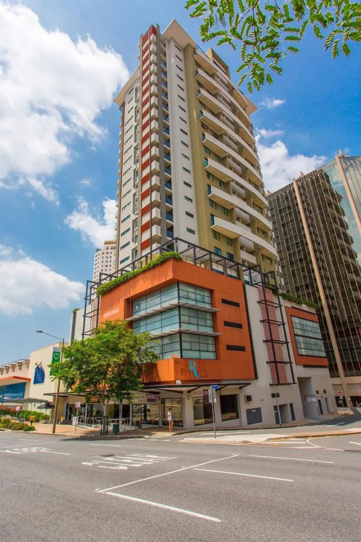Photo - Republic Apartments Brisbane City