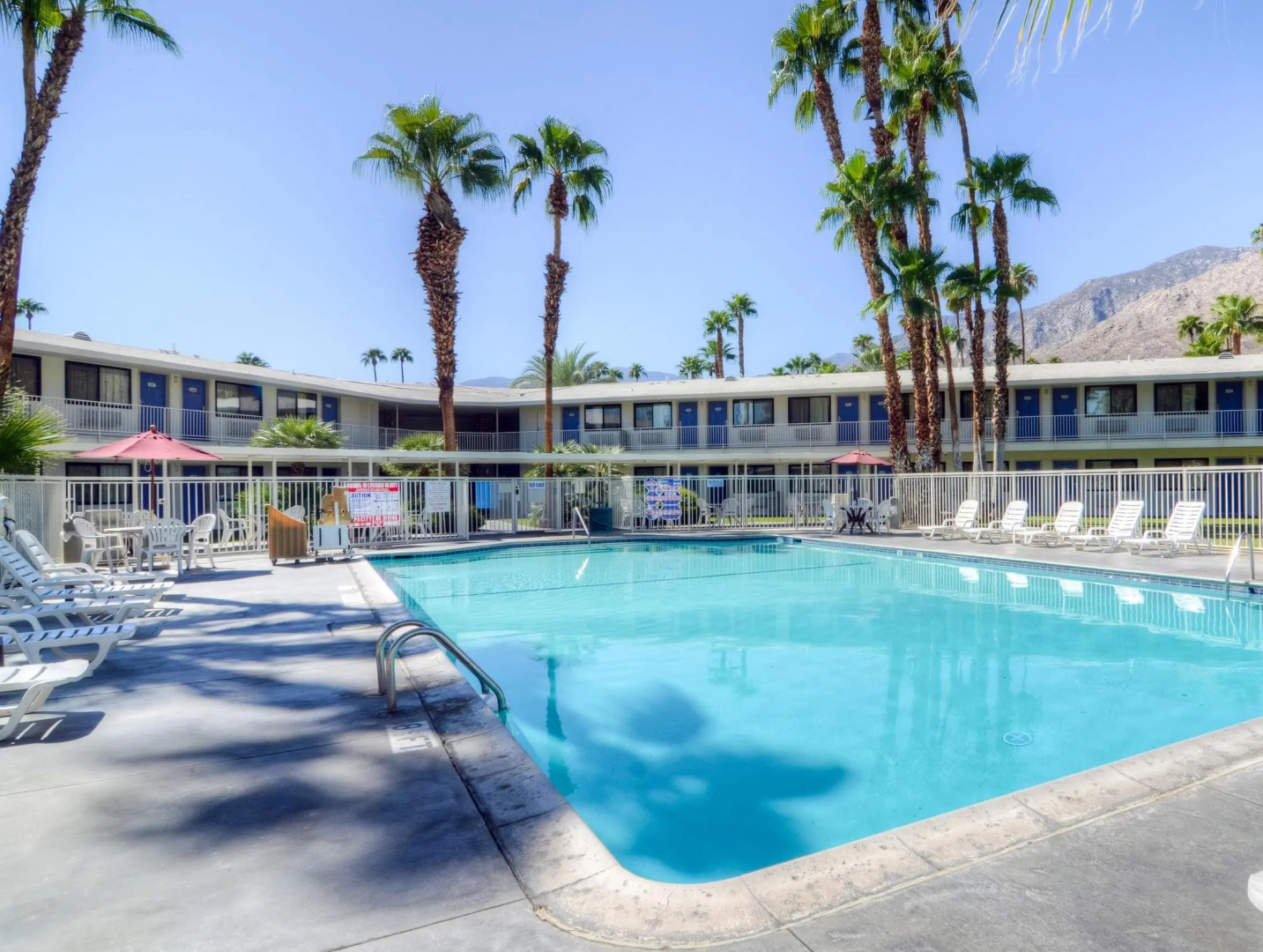 Photo - Motel 6 Palm Springs, CA - East - Palm Canyon