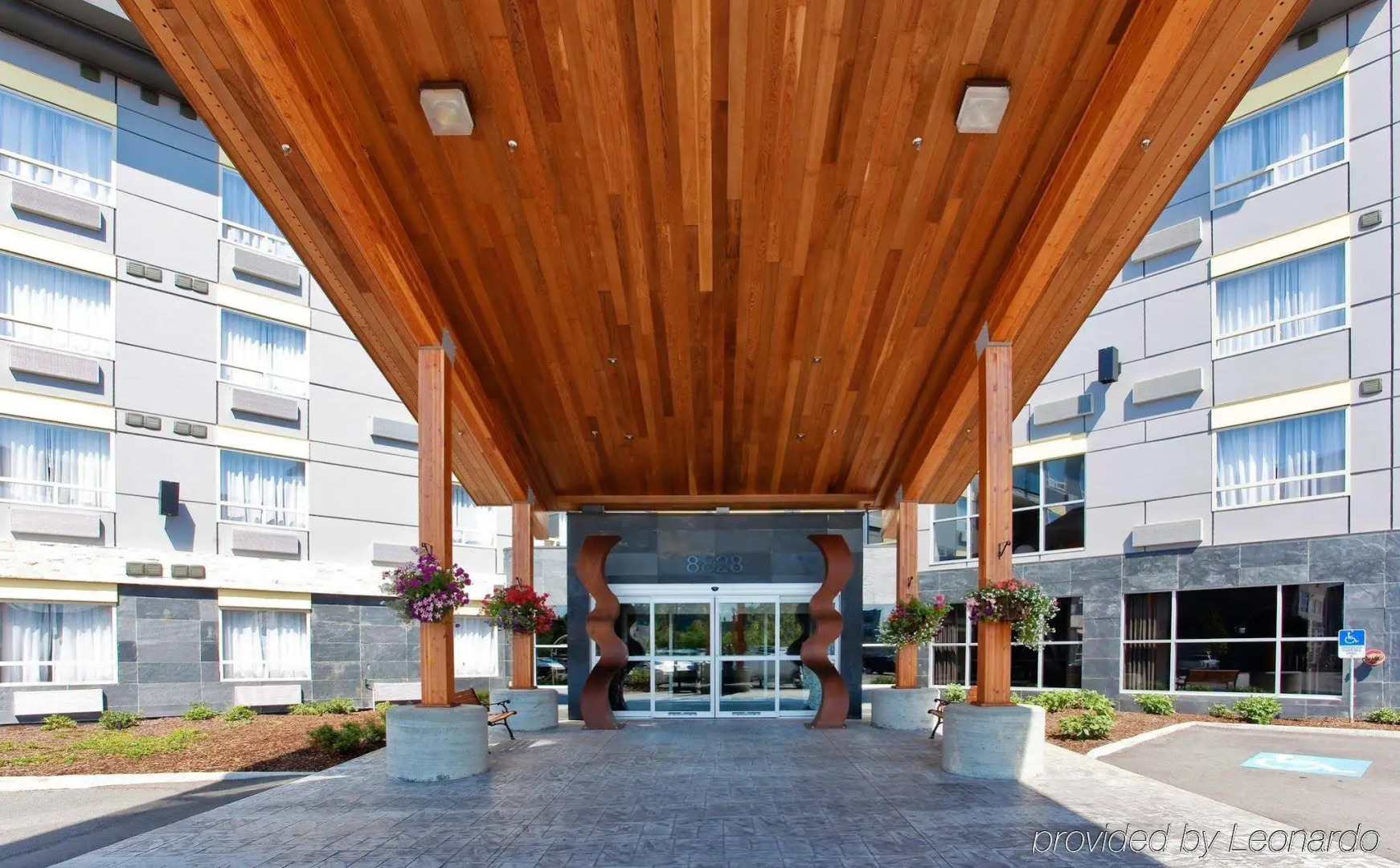 Photo - Sandman Signature Langley Hotel