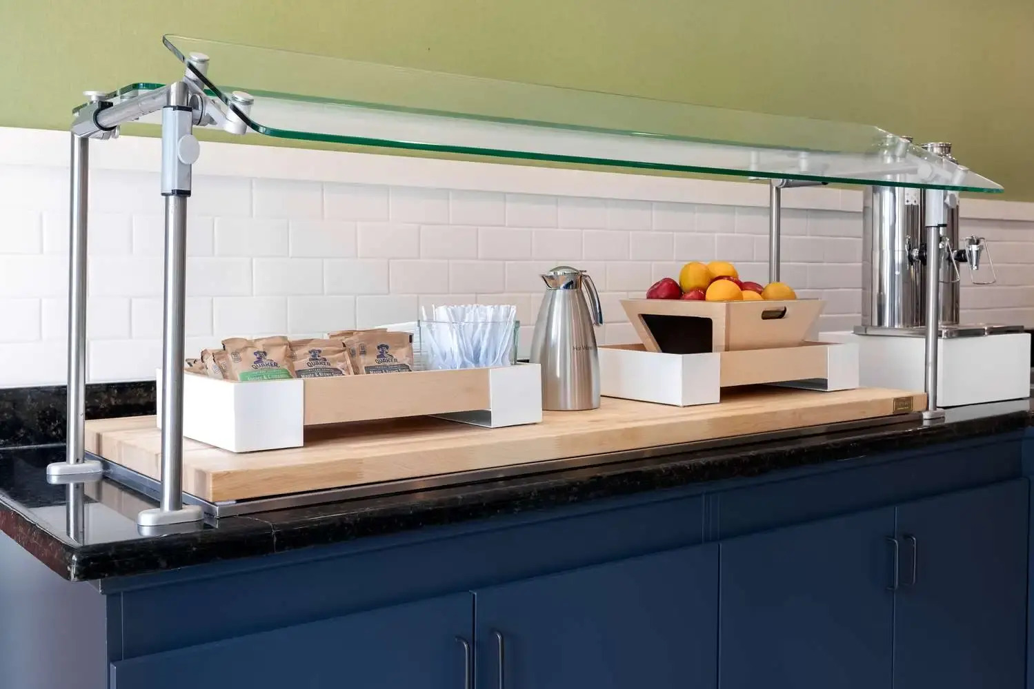 Foto - Spark by Hilton Savannah Airport