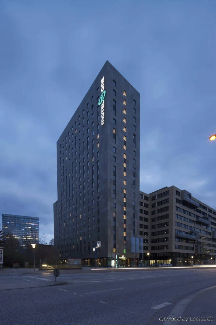 Photo - Motel One Hamburg-Alster