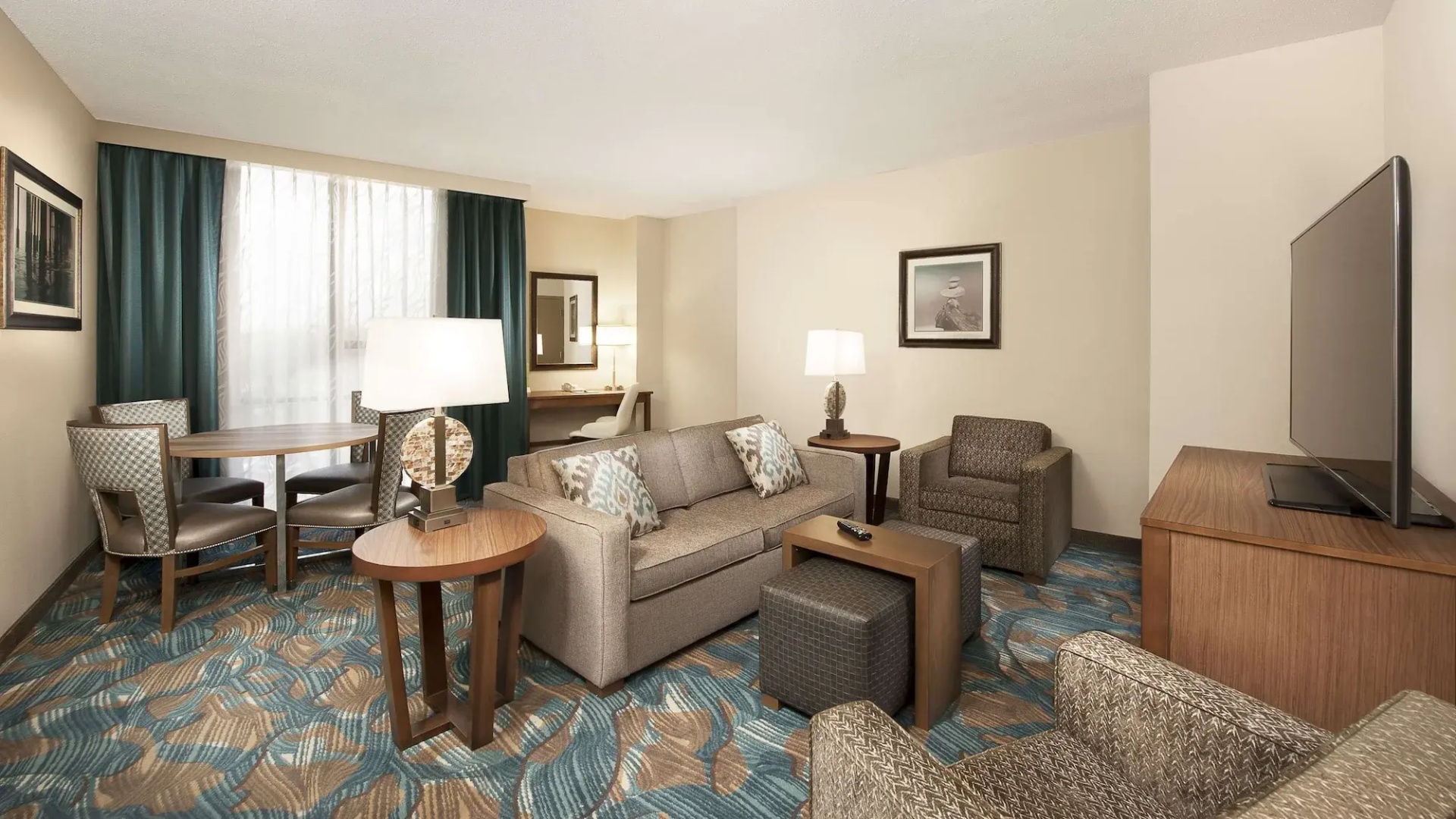 Foto - DoubleTree by Hilton Hotel West Palm Beach Airport