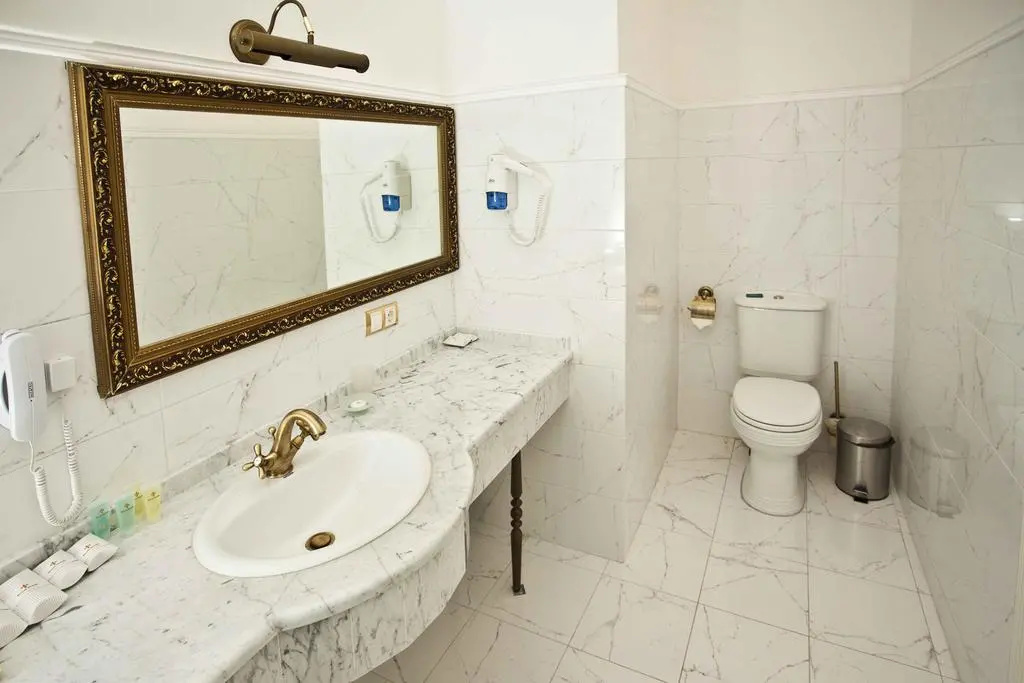 Photo - Olympic Hotel