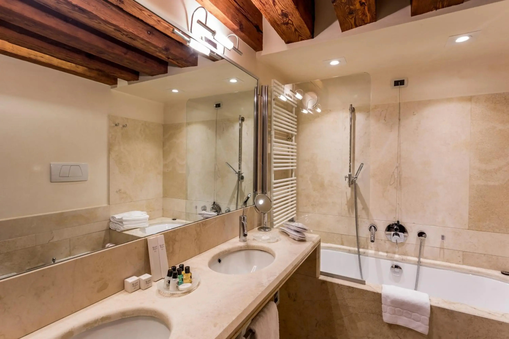 Photo - Ruzzini Palace Hotel