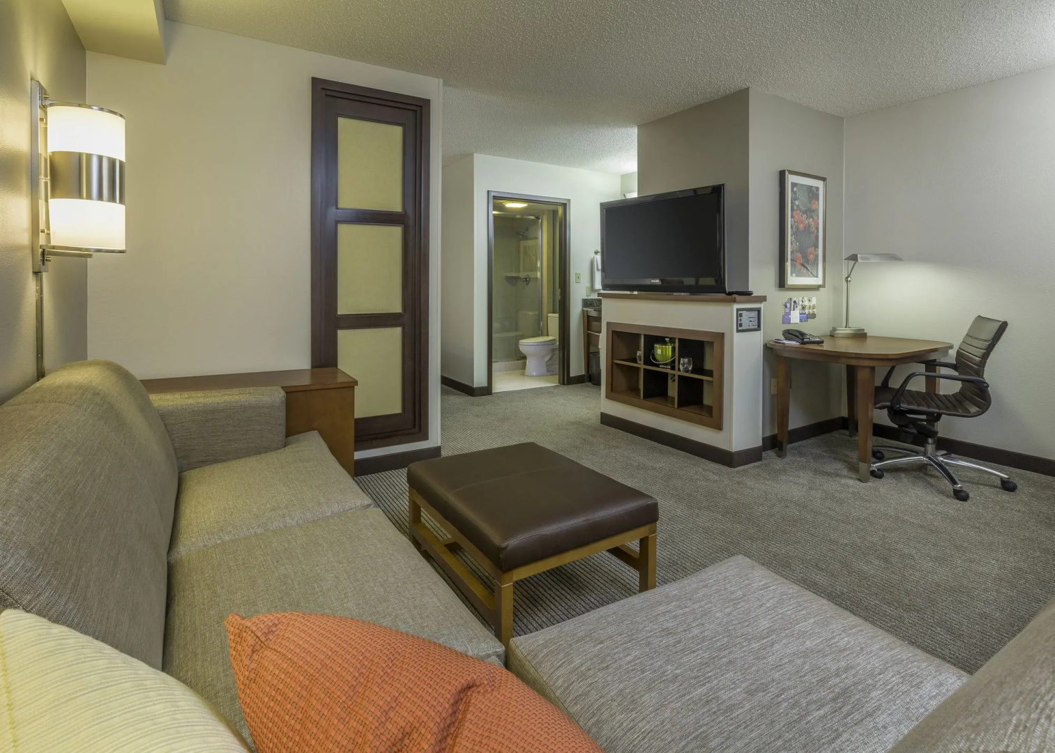 Photo - The IAH Houston Hotel
