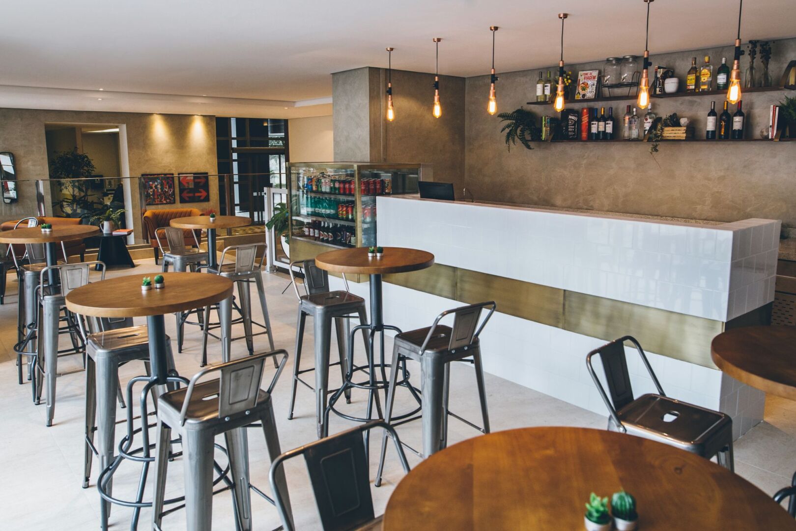 Photo - Intercity Curitiba Centro Cívico