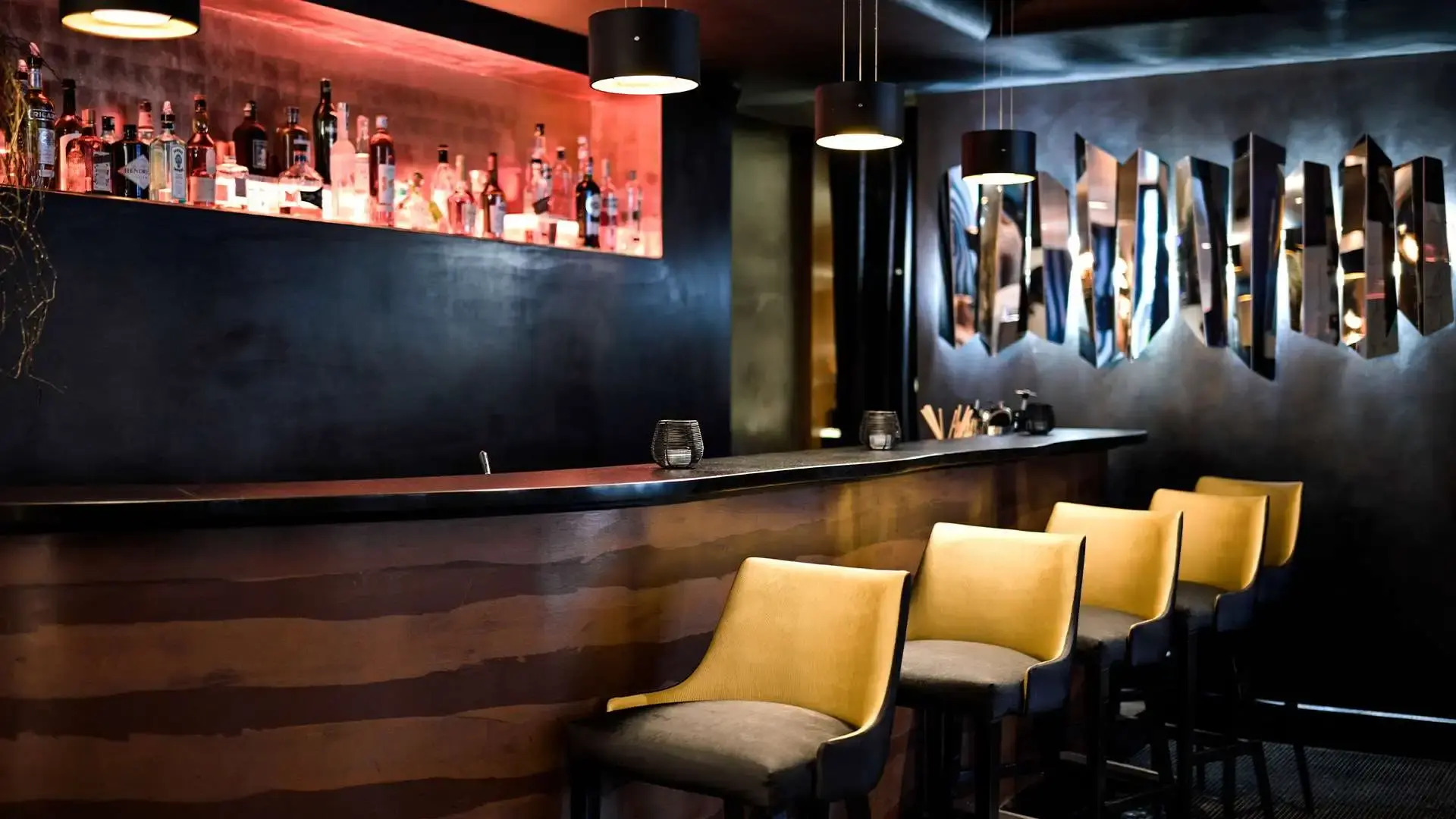 Photo - The One Alma Paris