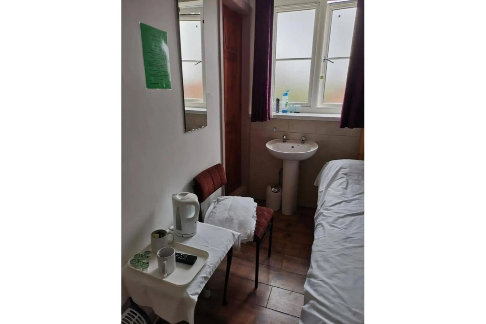 Foto - Swan Inn, Heathrow Airport