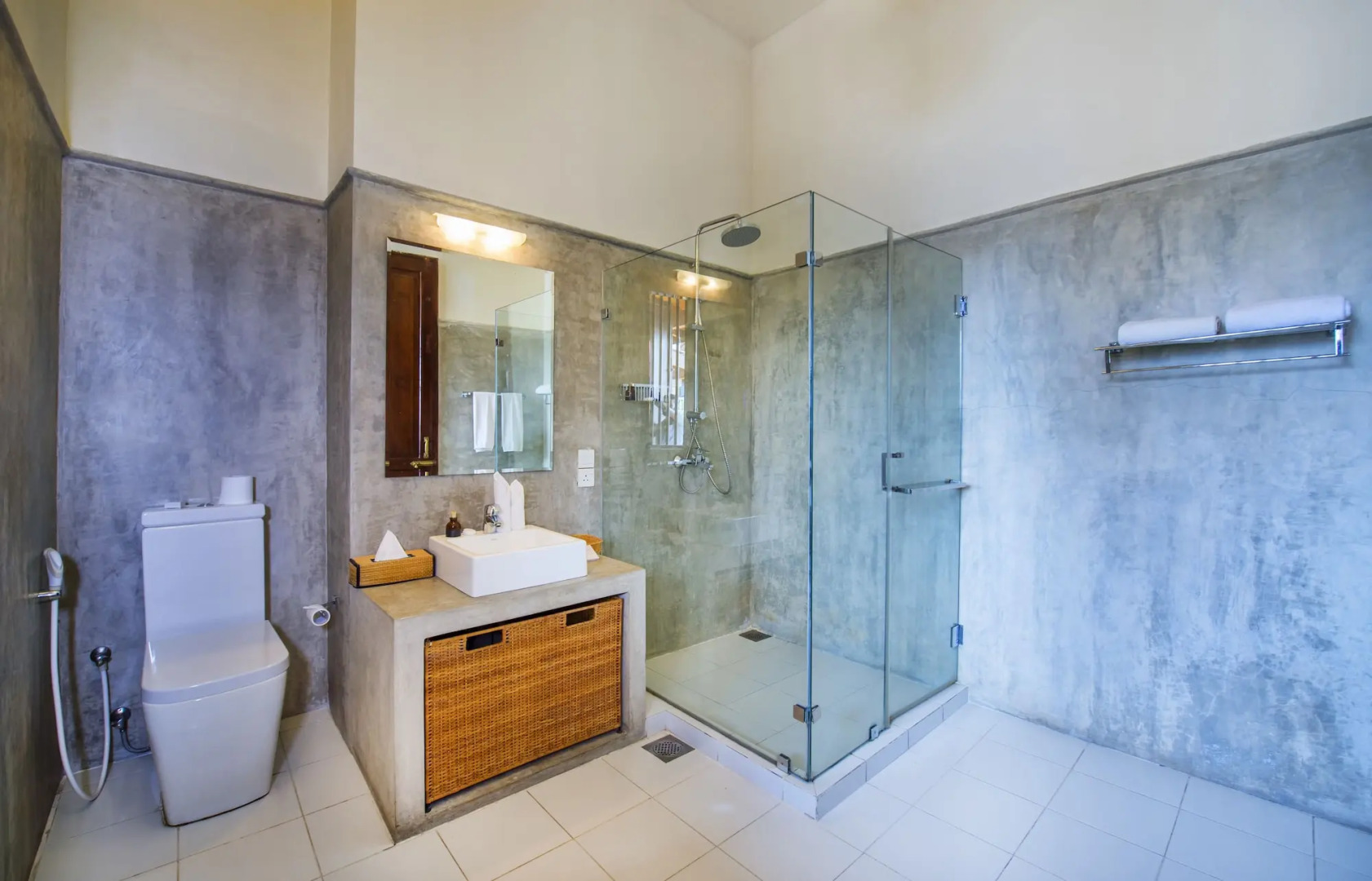 Photo - Zylan Colombo