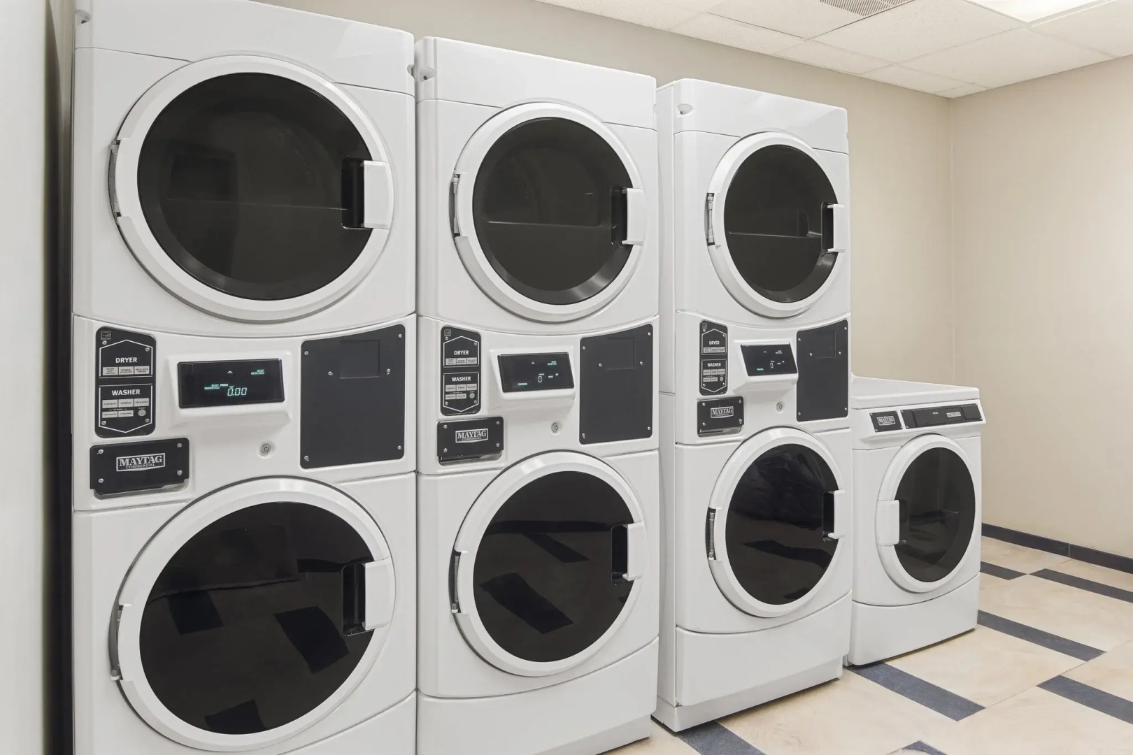 Photo - Candlewood Suites - Charlotte - Arrowood by IHG