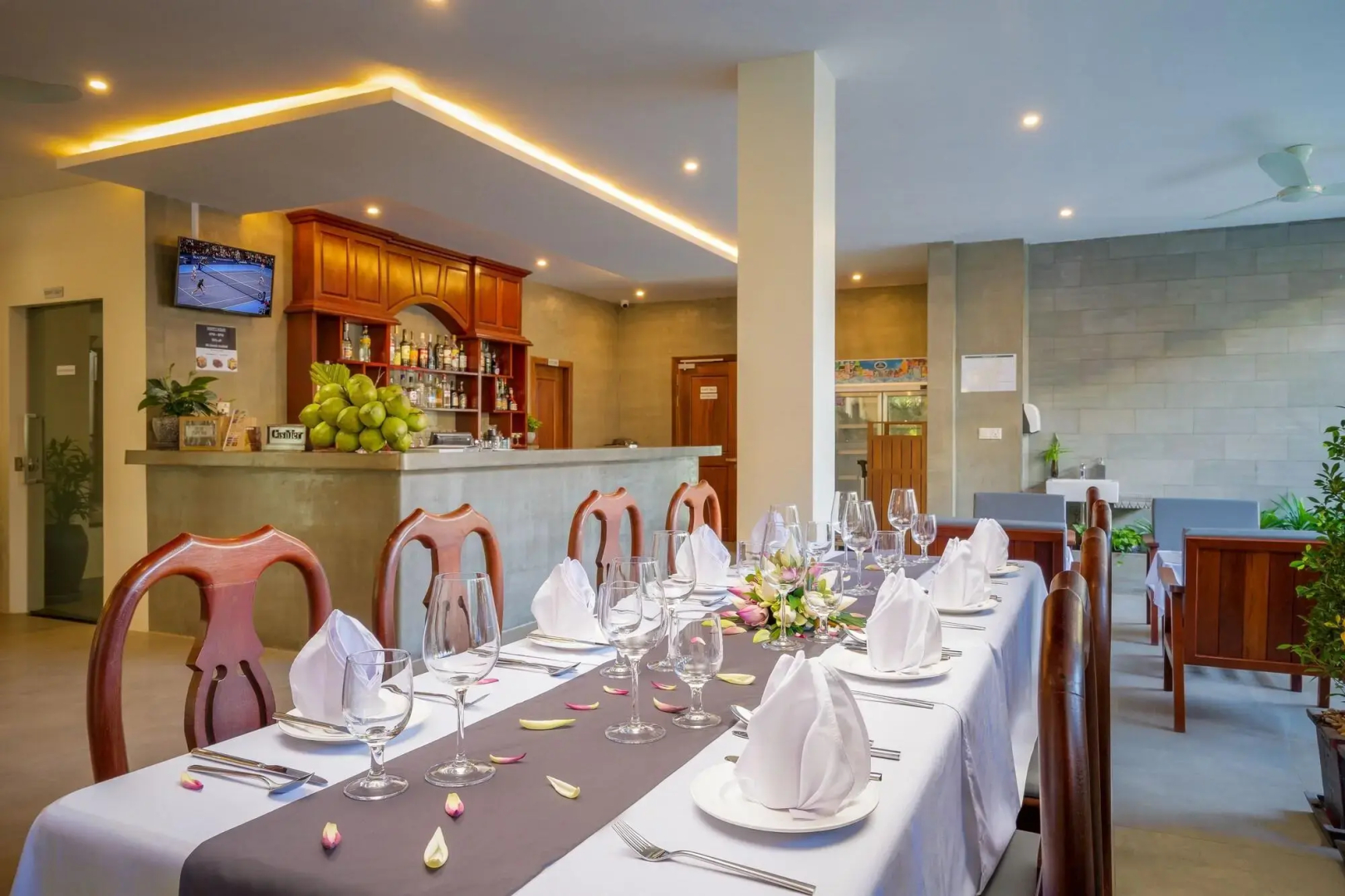 Photo - Mony Reach Angkor Hotel