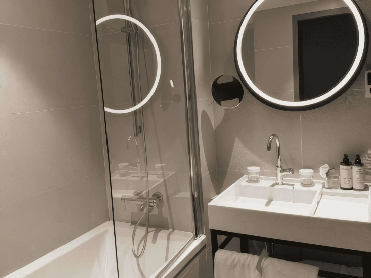 Foto - Hôtel Mercure Paris 17 Batignolles