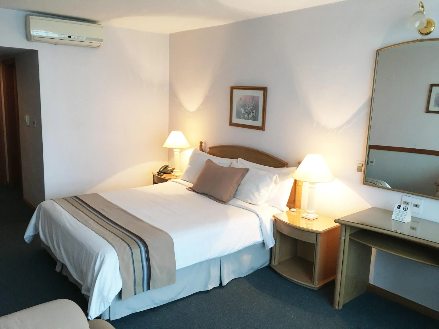 Foto - Crystal Palace Hotel