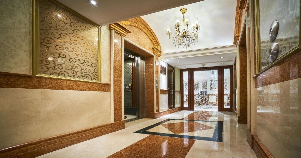Photo - Windsor Plaza Hotel