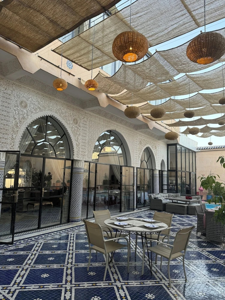 Photo - Palais Shazam & SPA